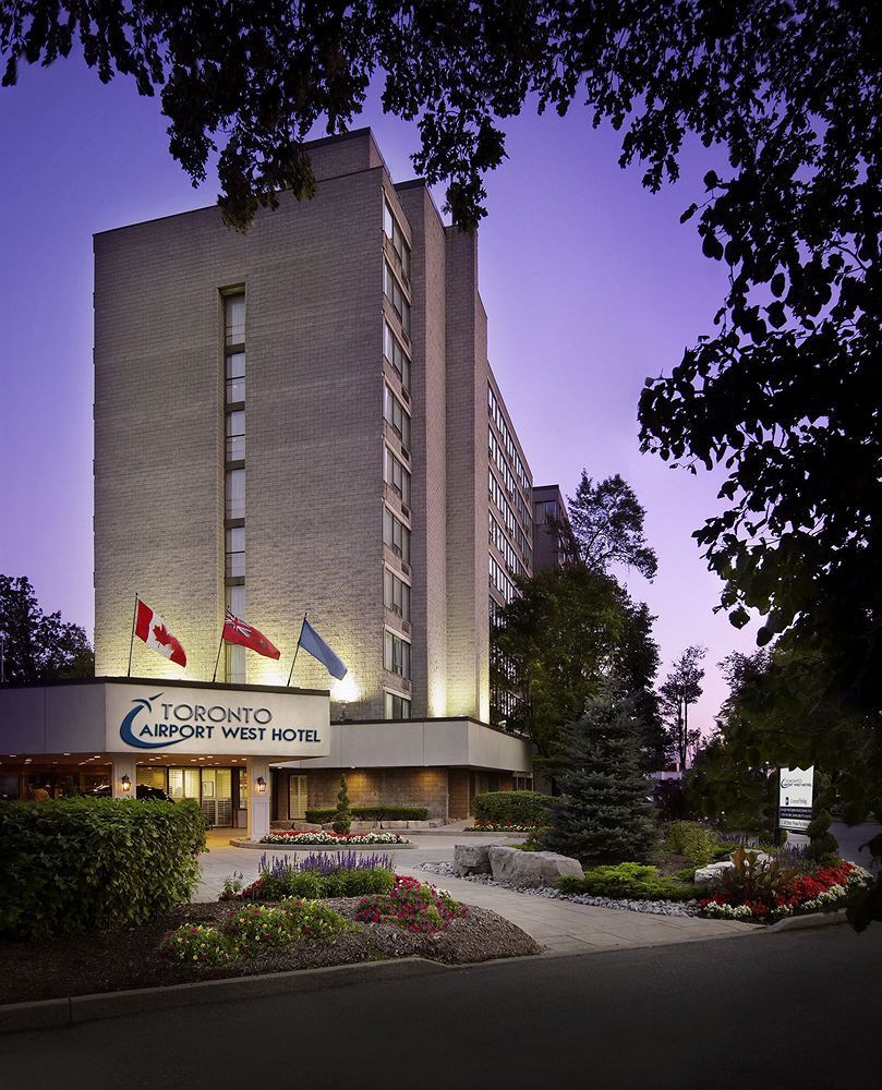 Doubletree By Hilton Hotel Toronto Airport West Місісаґа Екстер'єр фото